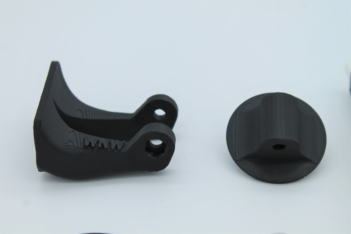 BMW E36 Magsafe phone mount