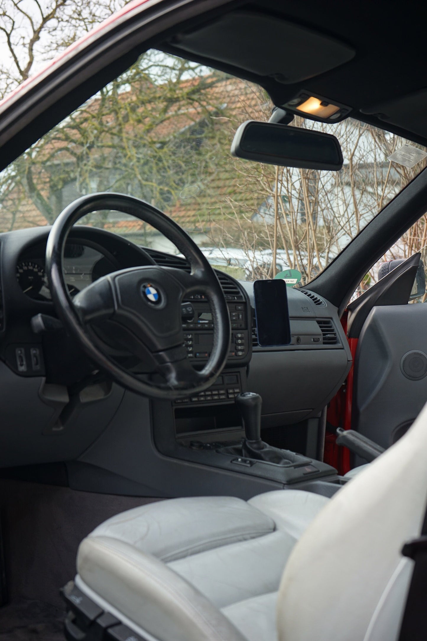 BMW E36 Magsafe phone mount – WNWSolutions